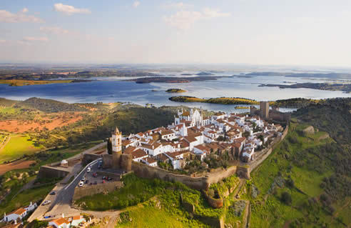 Évora
